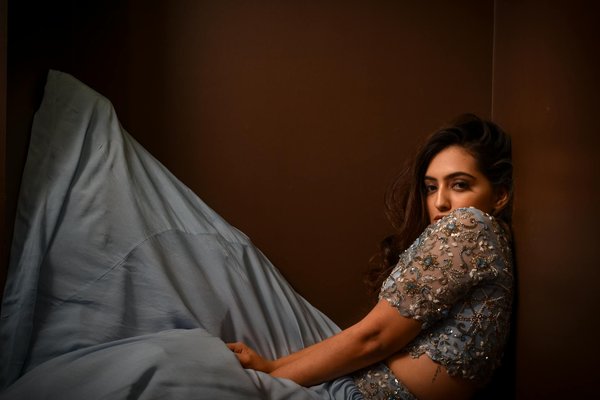 Éternuer deux fois : quelle signification ésotérique selon les croyances ?